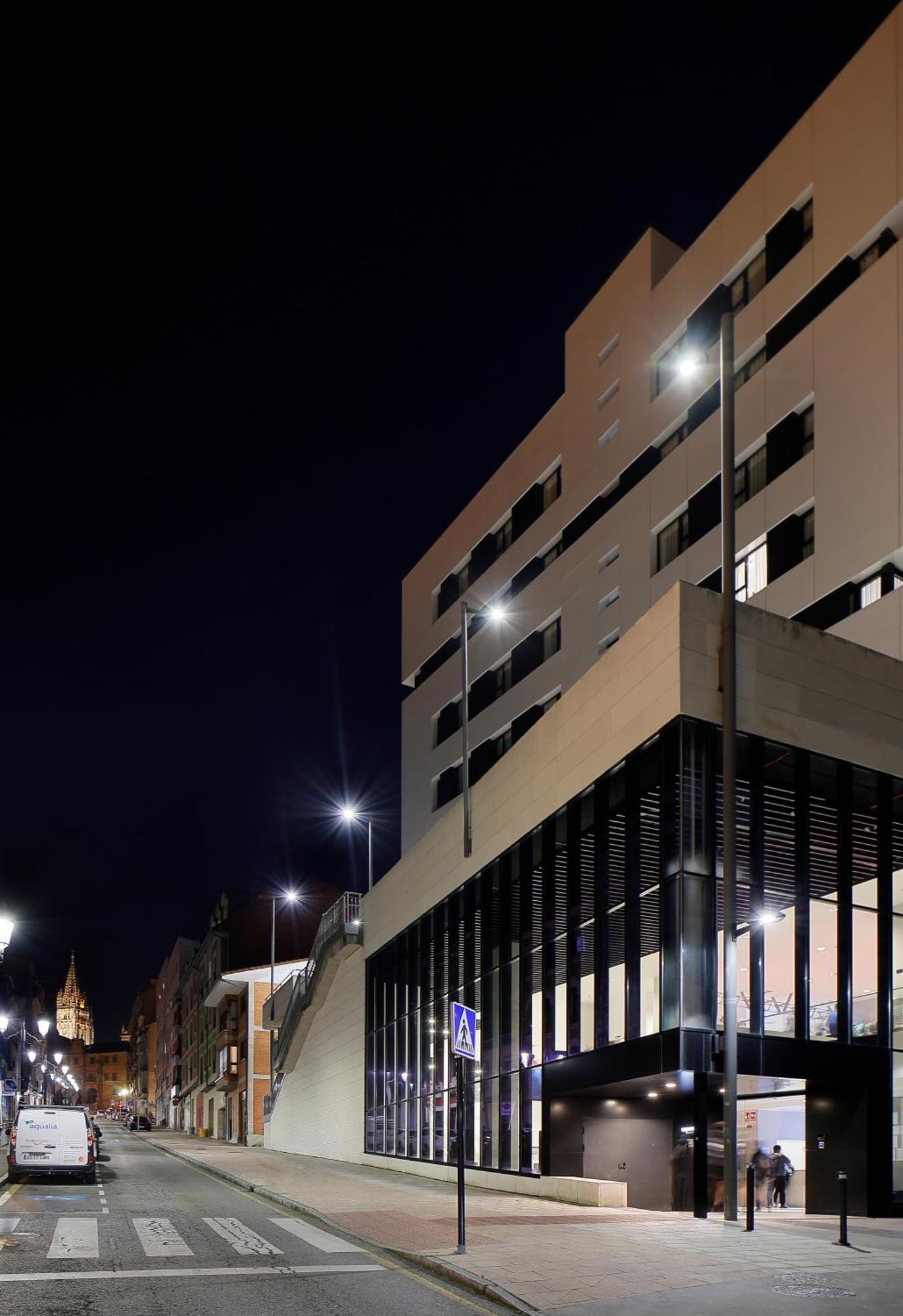 Nuvo Hotel Boutique Oviedo Exterior photo